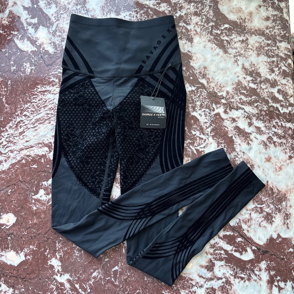 Savage fenty leggings - Picture 1 of 2